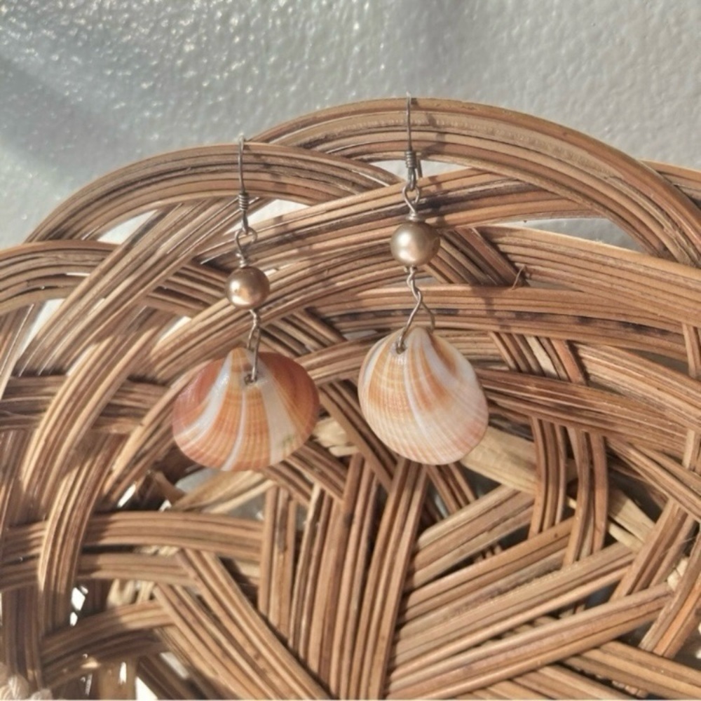 Clam Seashell Dangle Earrings Vintage“Perpetua” Gold Brass Beachy Mermaidcore Je - Picture 8 of 11
